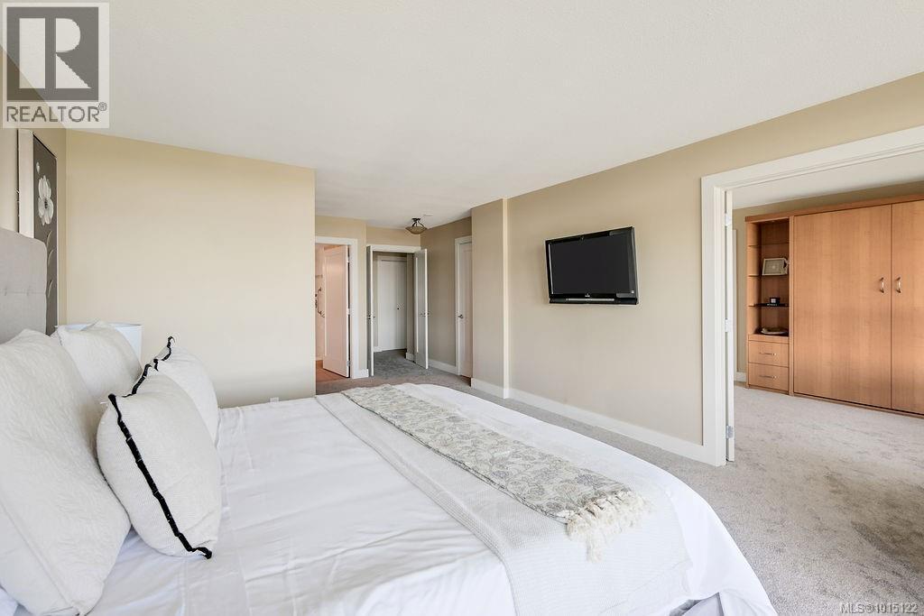 405 1033 Belmont Ave