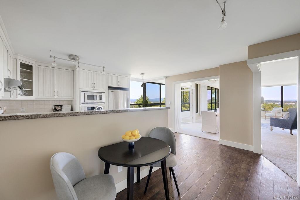 1033 Belmont Ave # 405