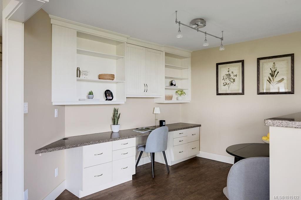 1033 Belmont Ave # 405