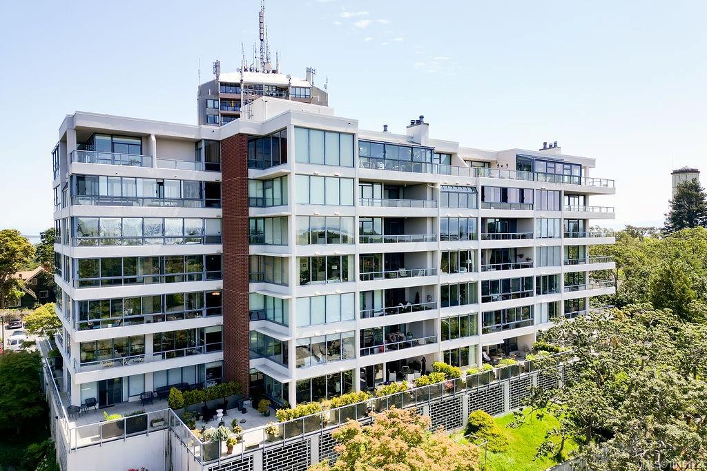 1033 Belmont Ave # 405