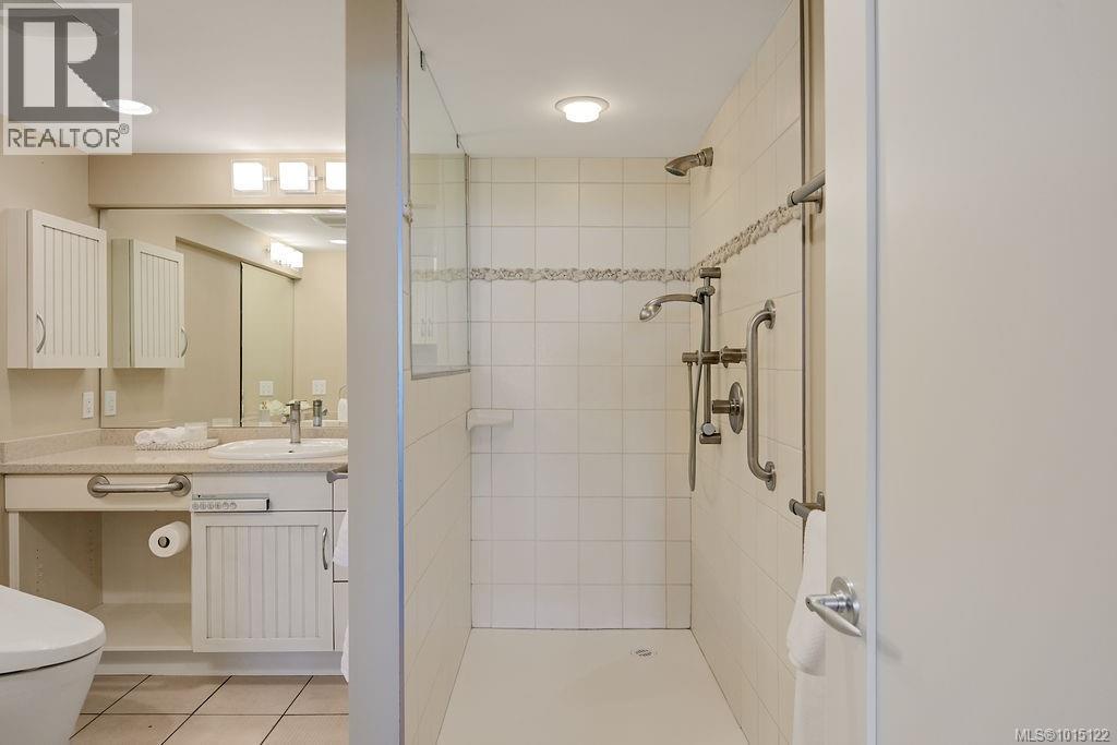 405 1033 Belmont Ave