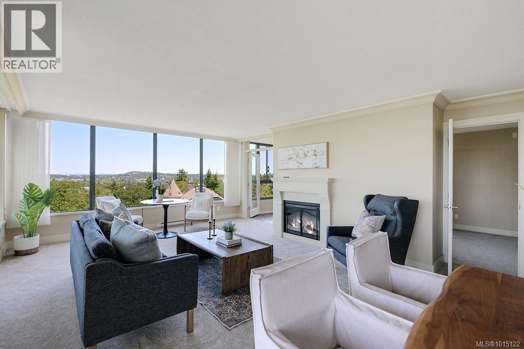 405 1033 Belmont Ave