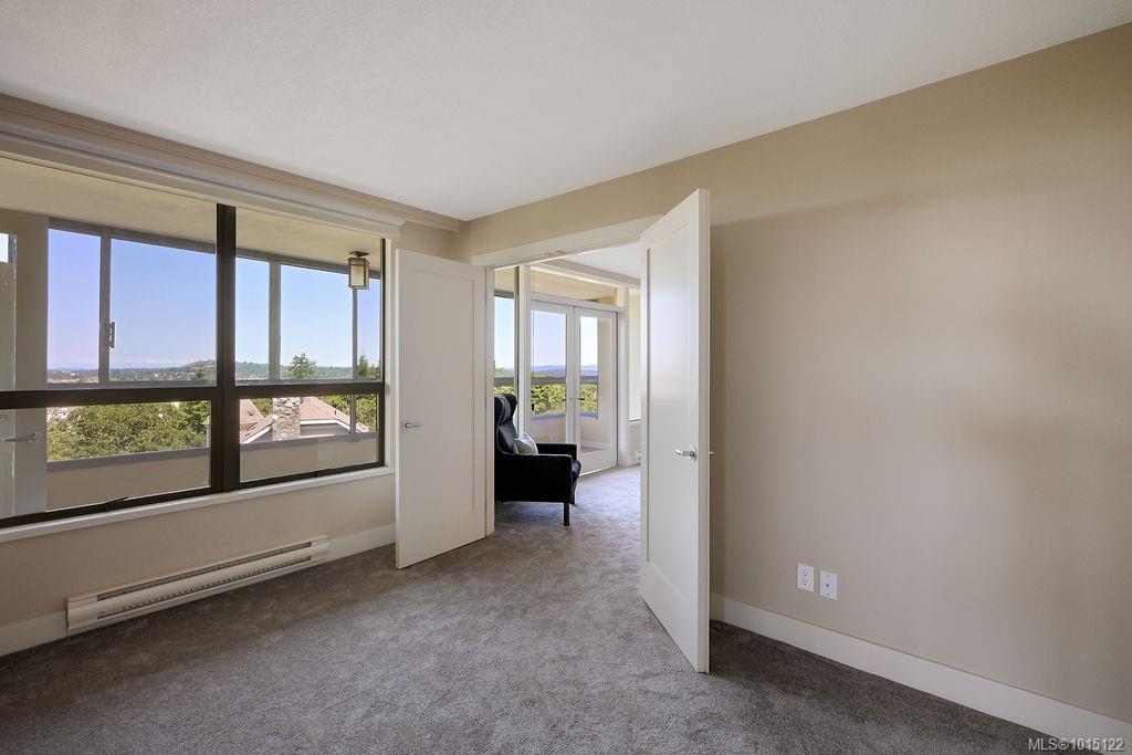 1033 Belmont Ave # 405