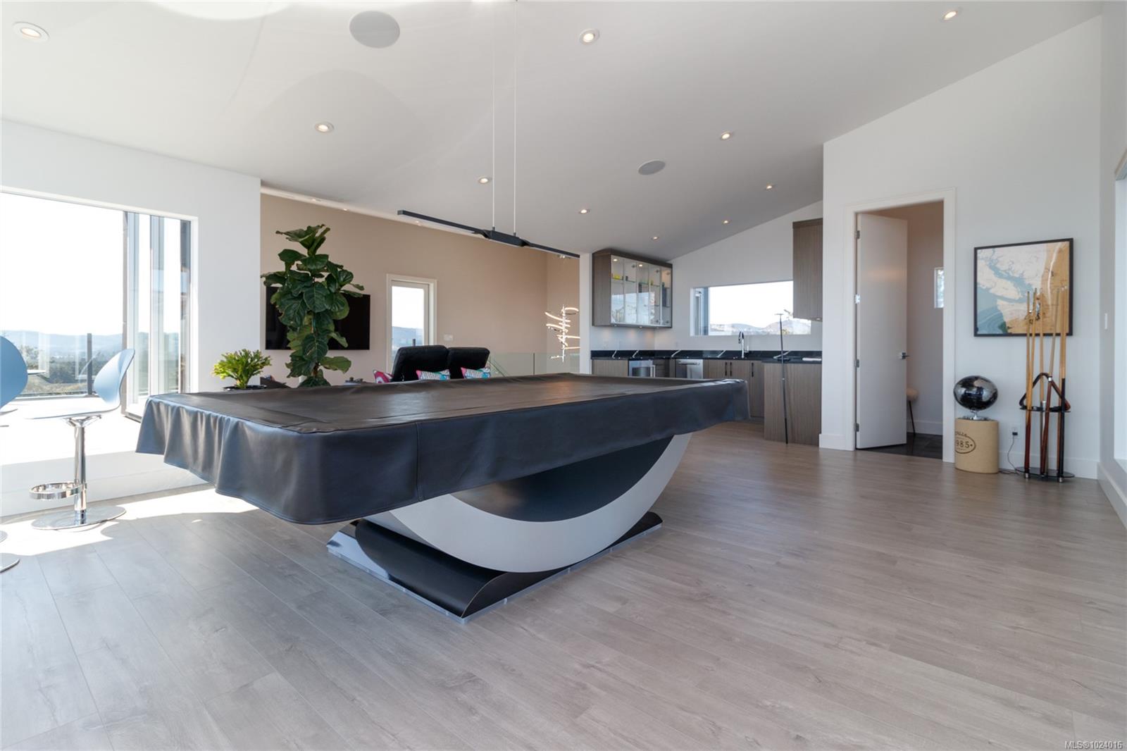 2713 Goldstone Hts