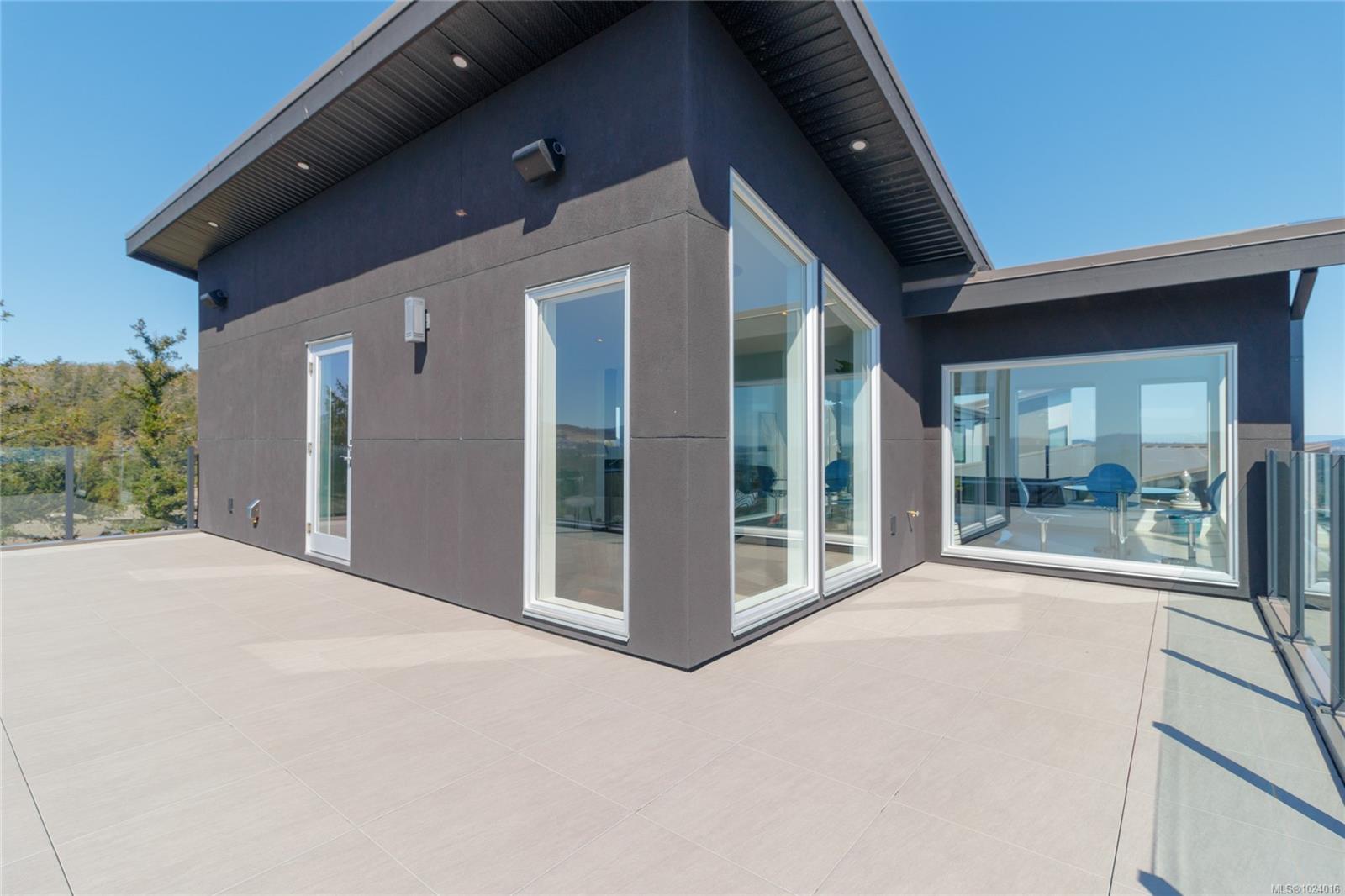 2713 Goldstone Hts