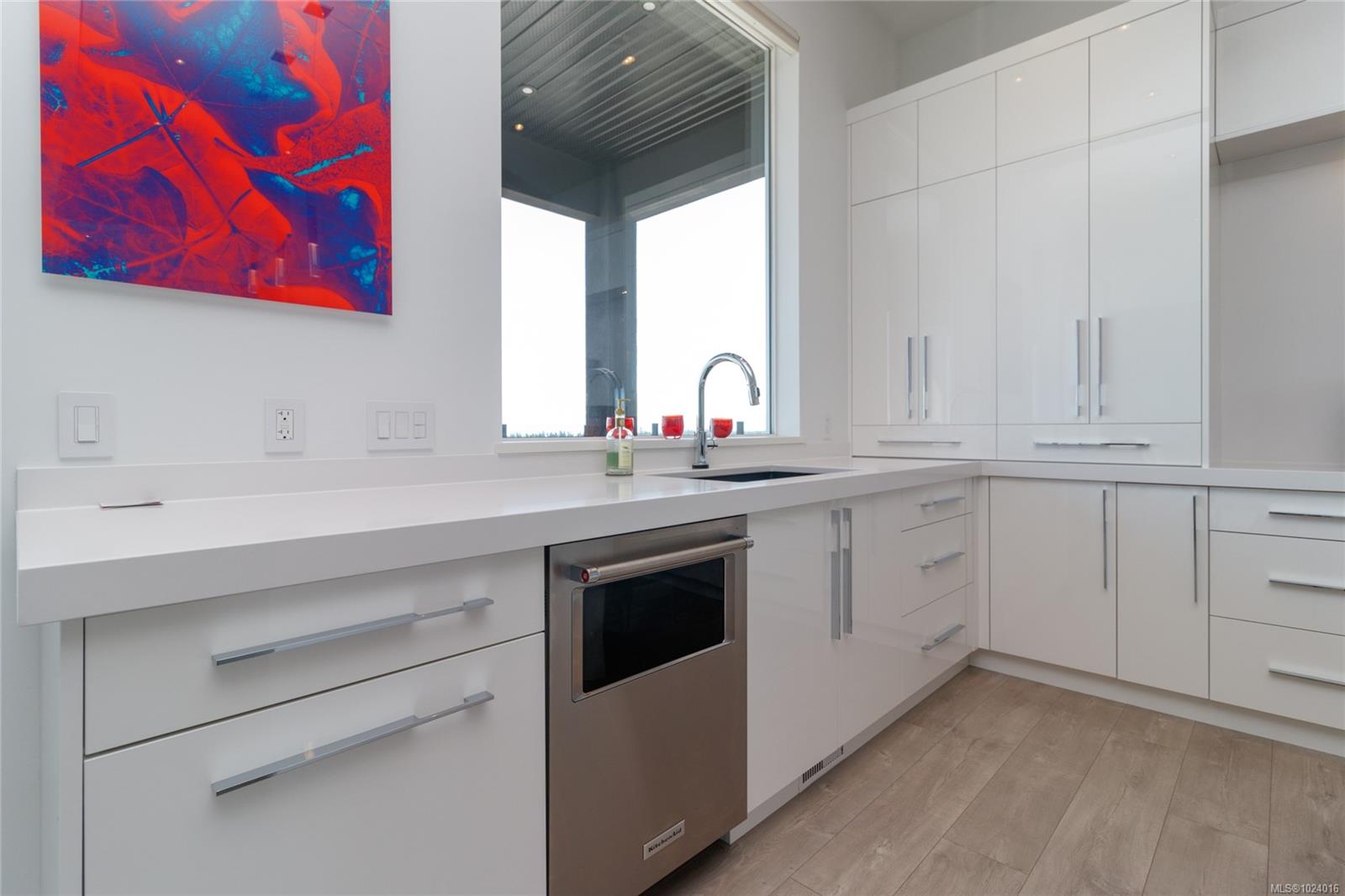 2713 Goldstone Hts