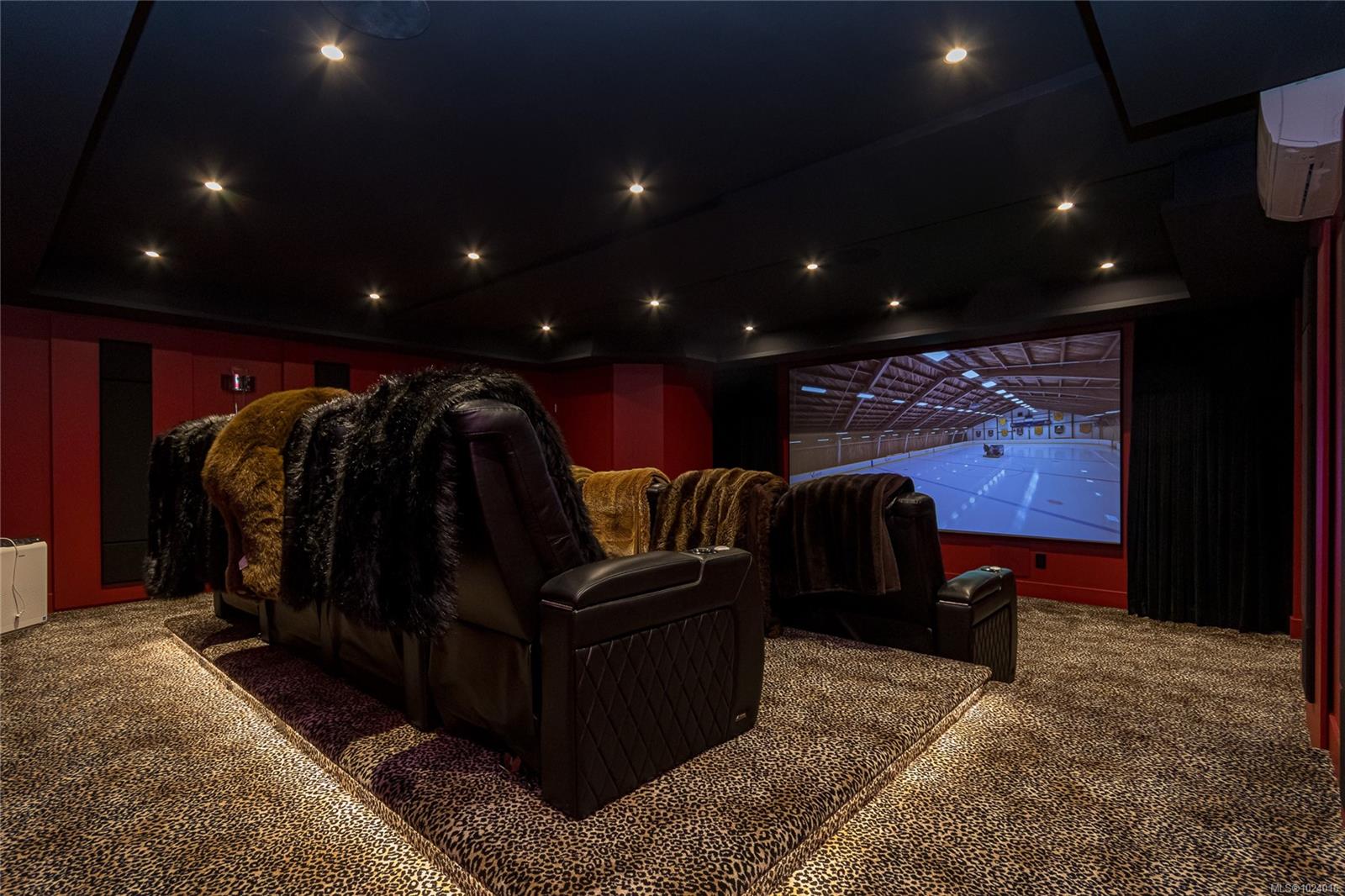 2713 Goldstone Hts