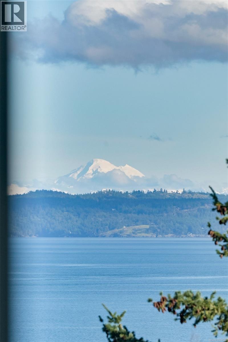 4599 Cordova Bay Rd