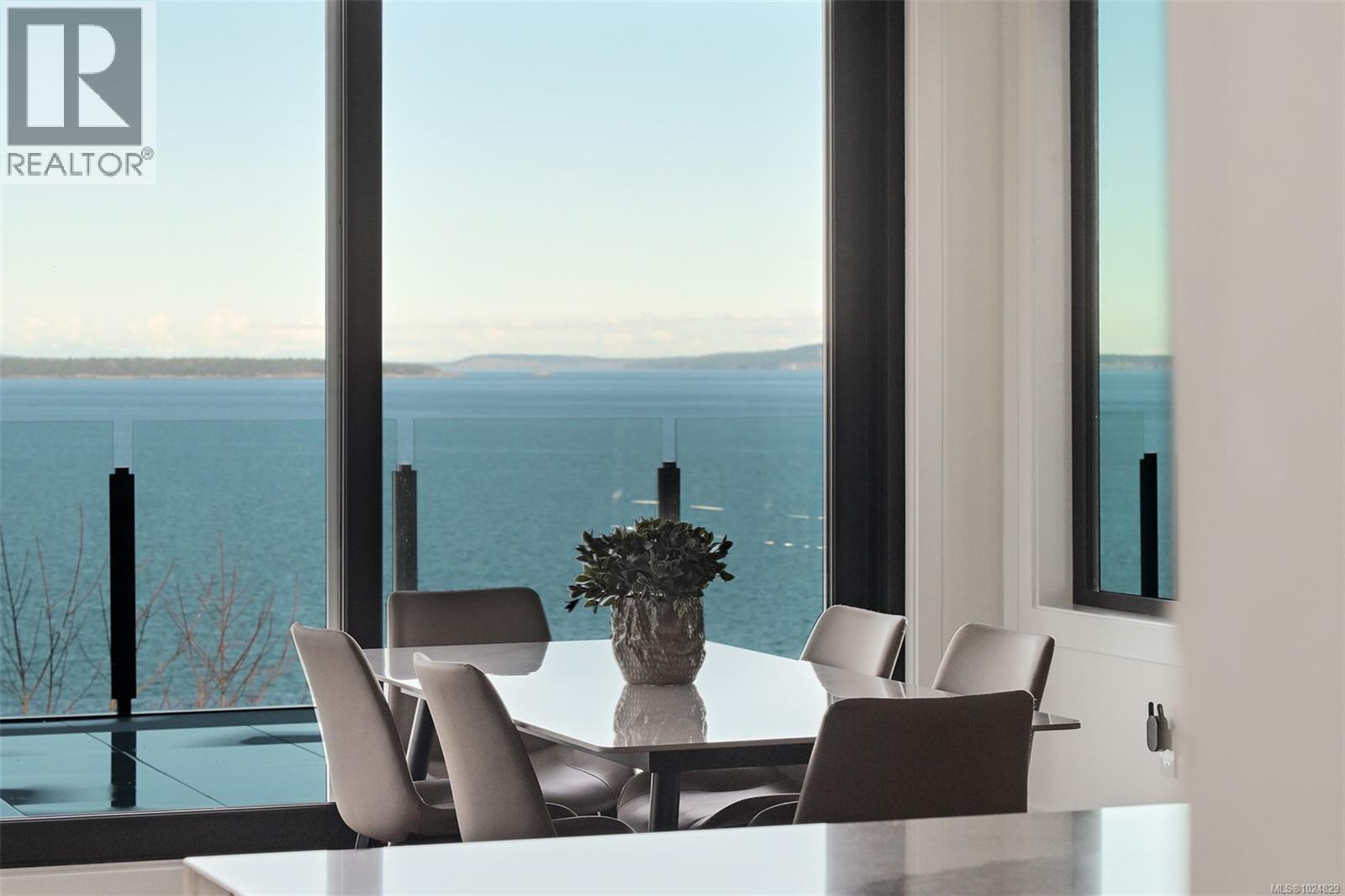4599 Cordova Bay Rd