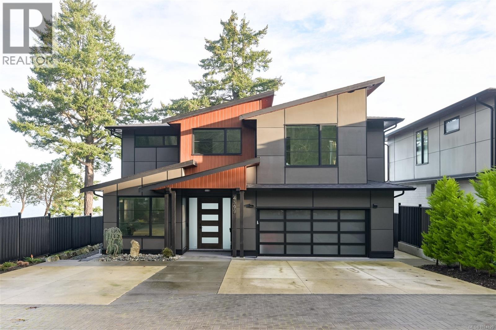4599 Cordova Bay Rd