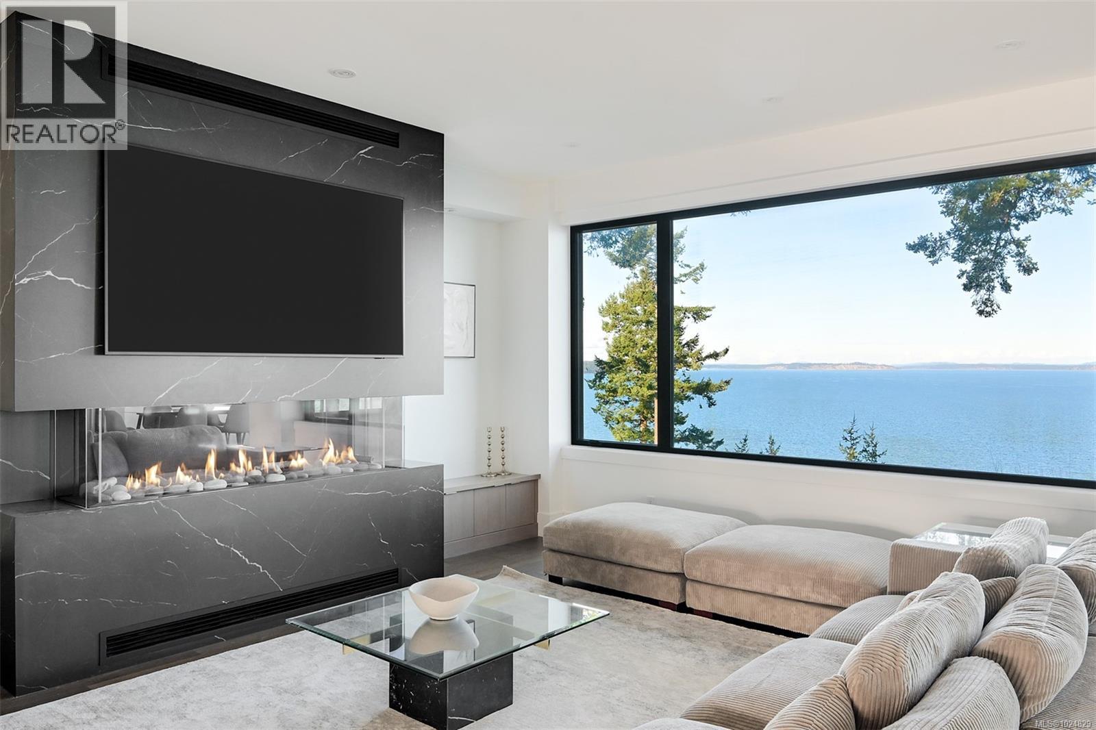 4599 Cordova Bay Rd