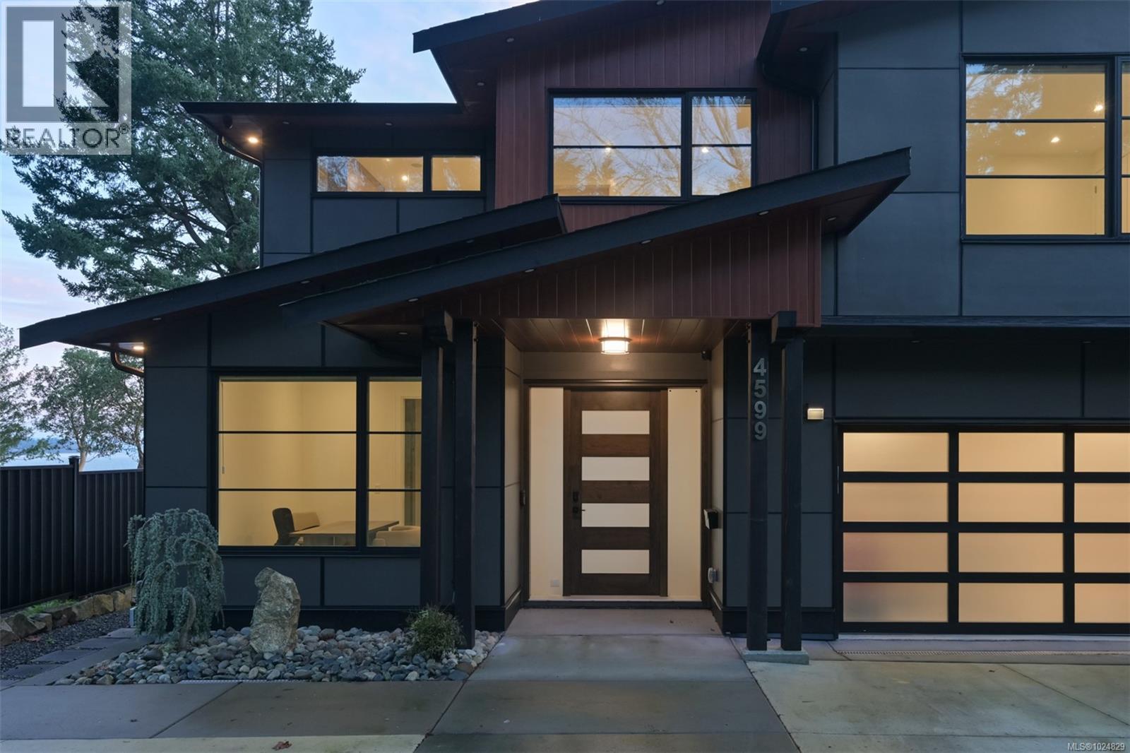 4599 Cordova Bay Rd