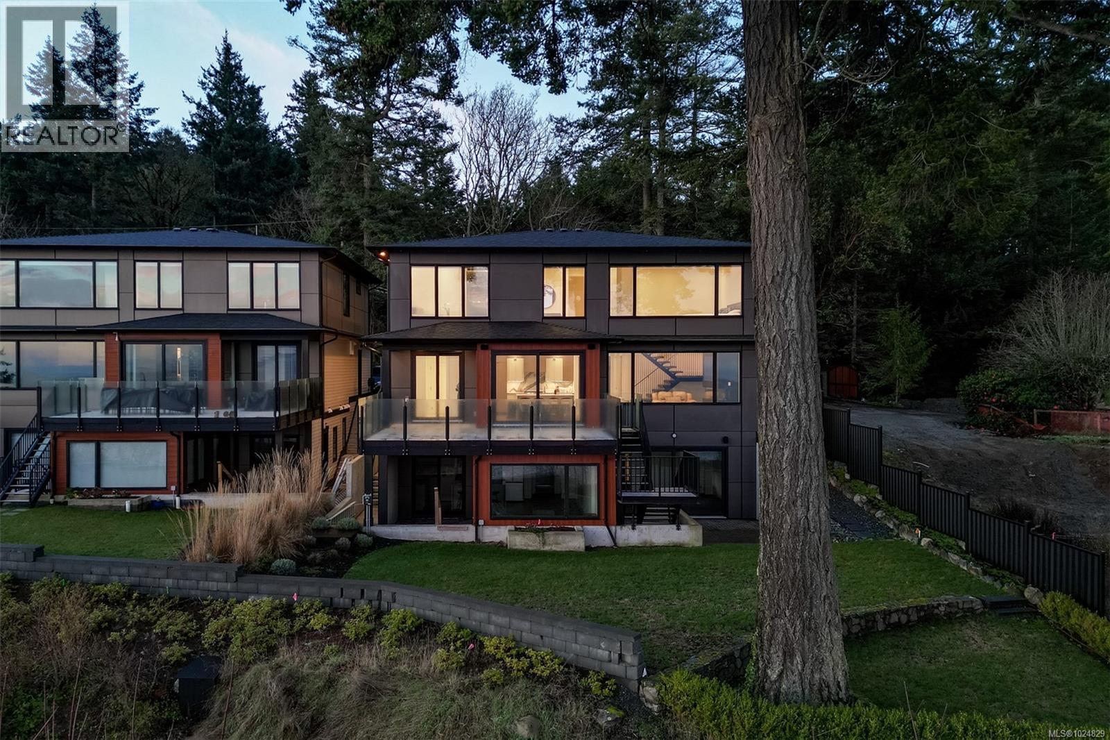 4599 Cordova Bay Rd