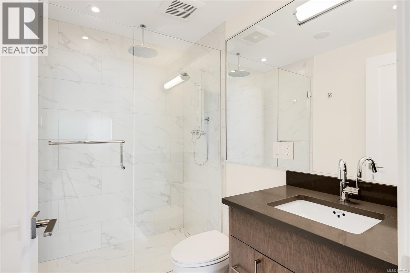 4599 Cordova Bay Rd