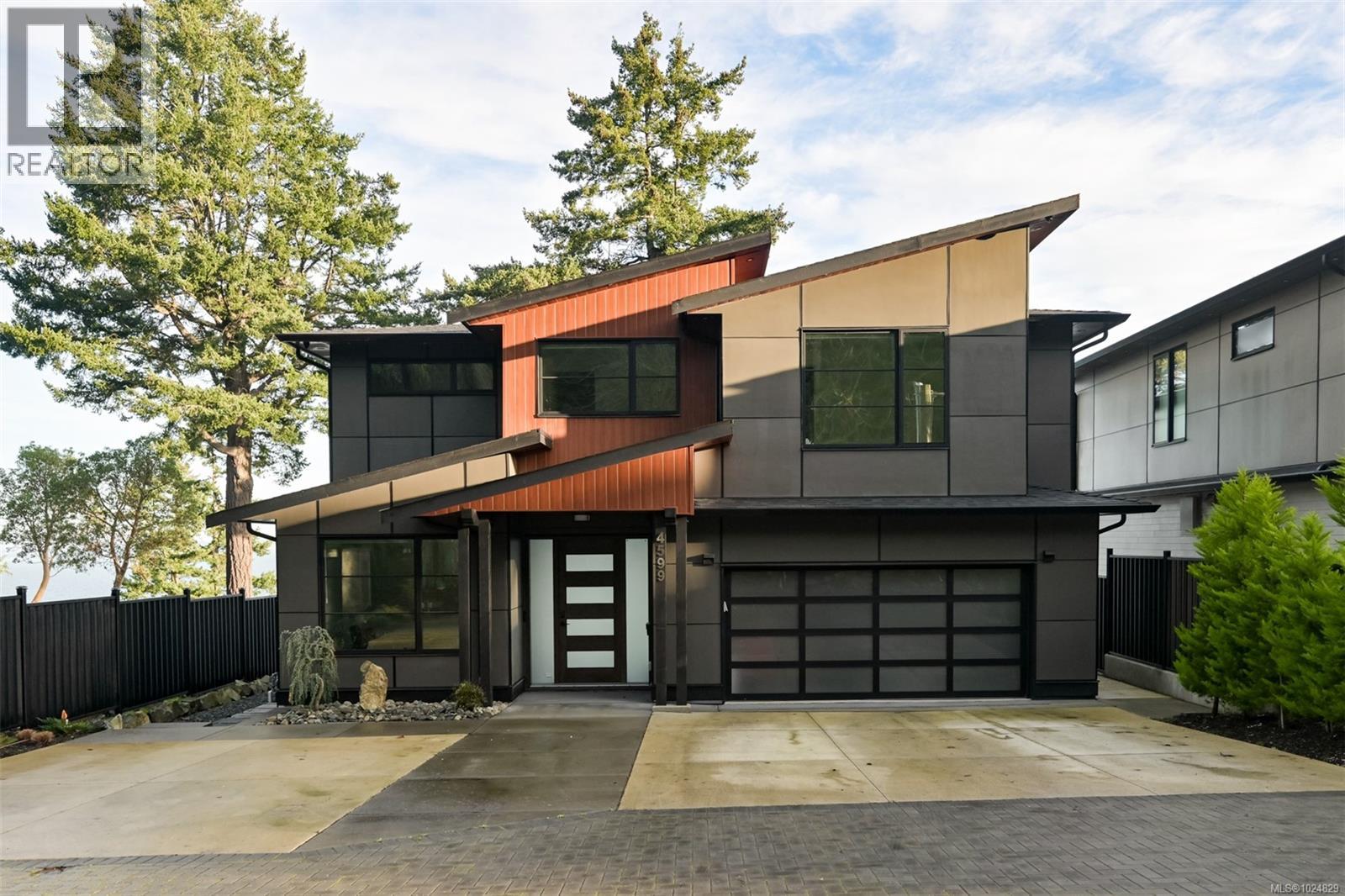 4599 Cordova Bay Rd