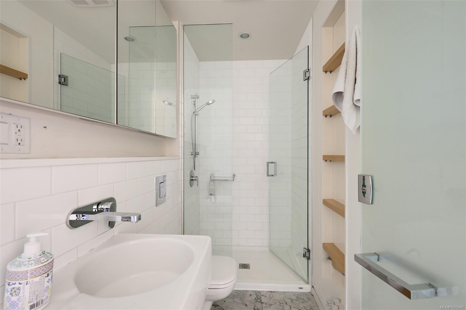 456 Pandora Ave # 403