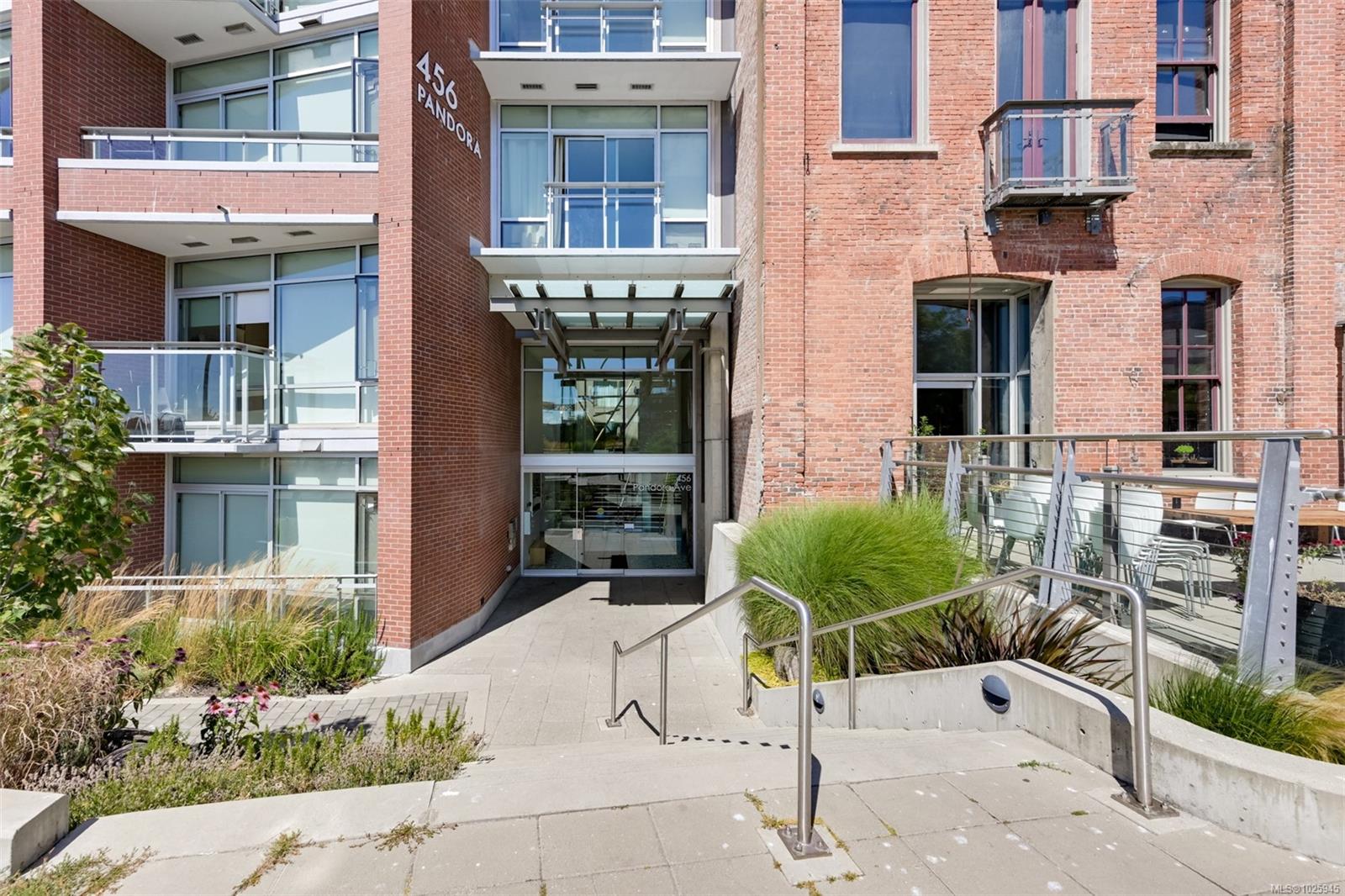 456 Pandora Ave # 403