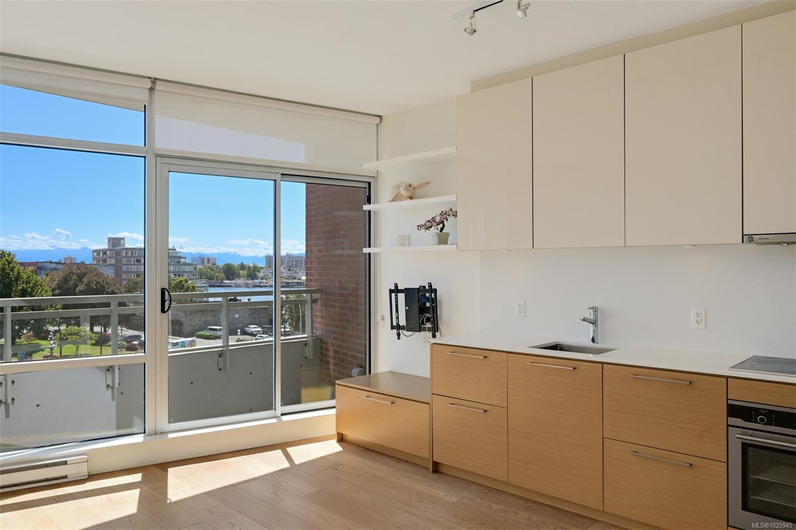 456 Pandora Ave # 403