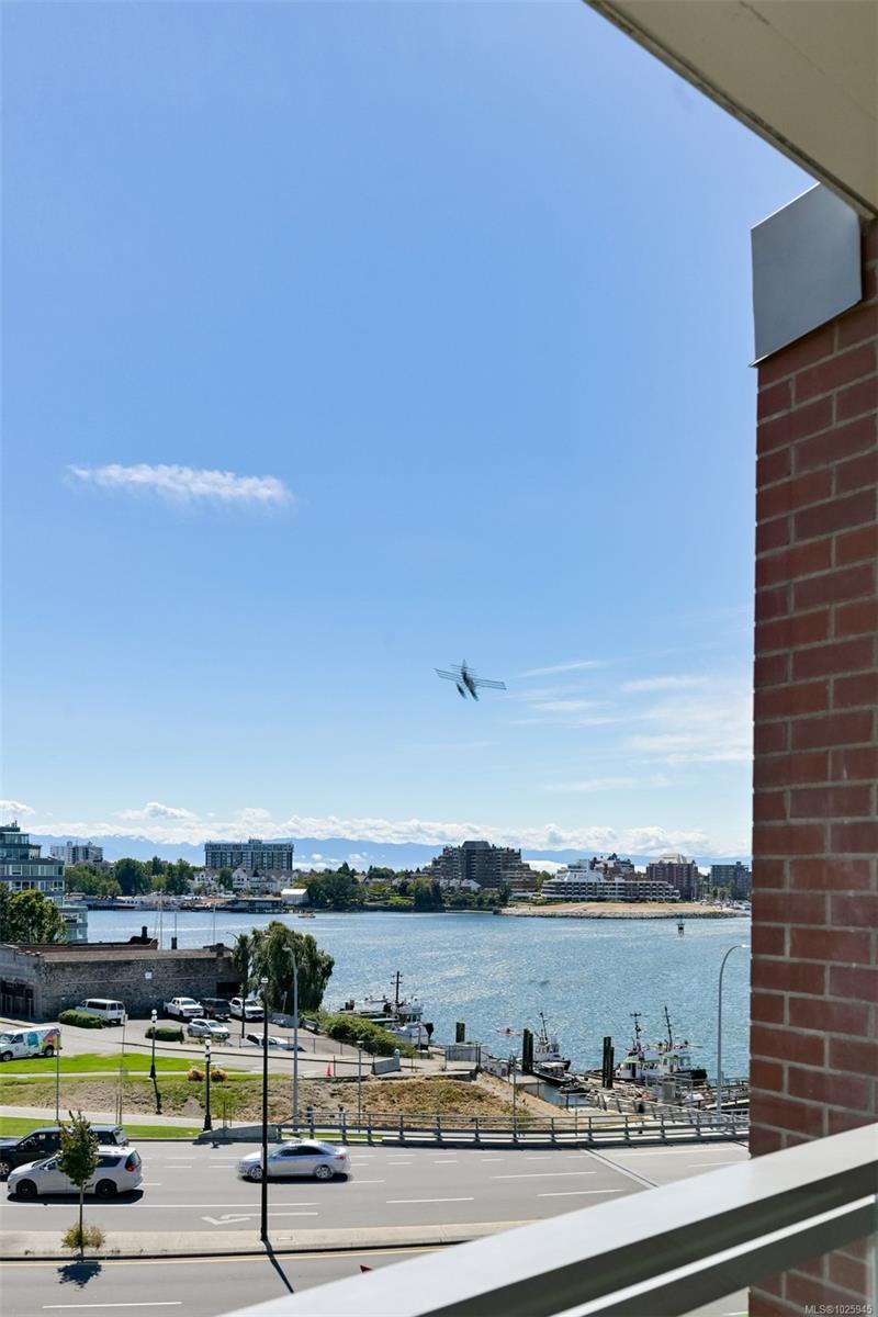 456 Pandora Ave # 403