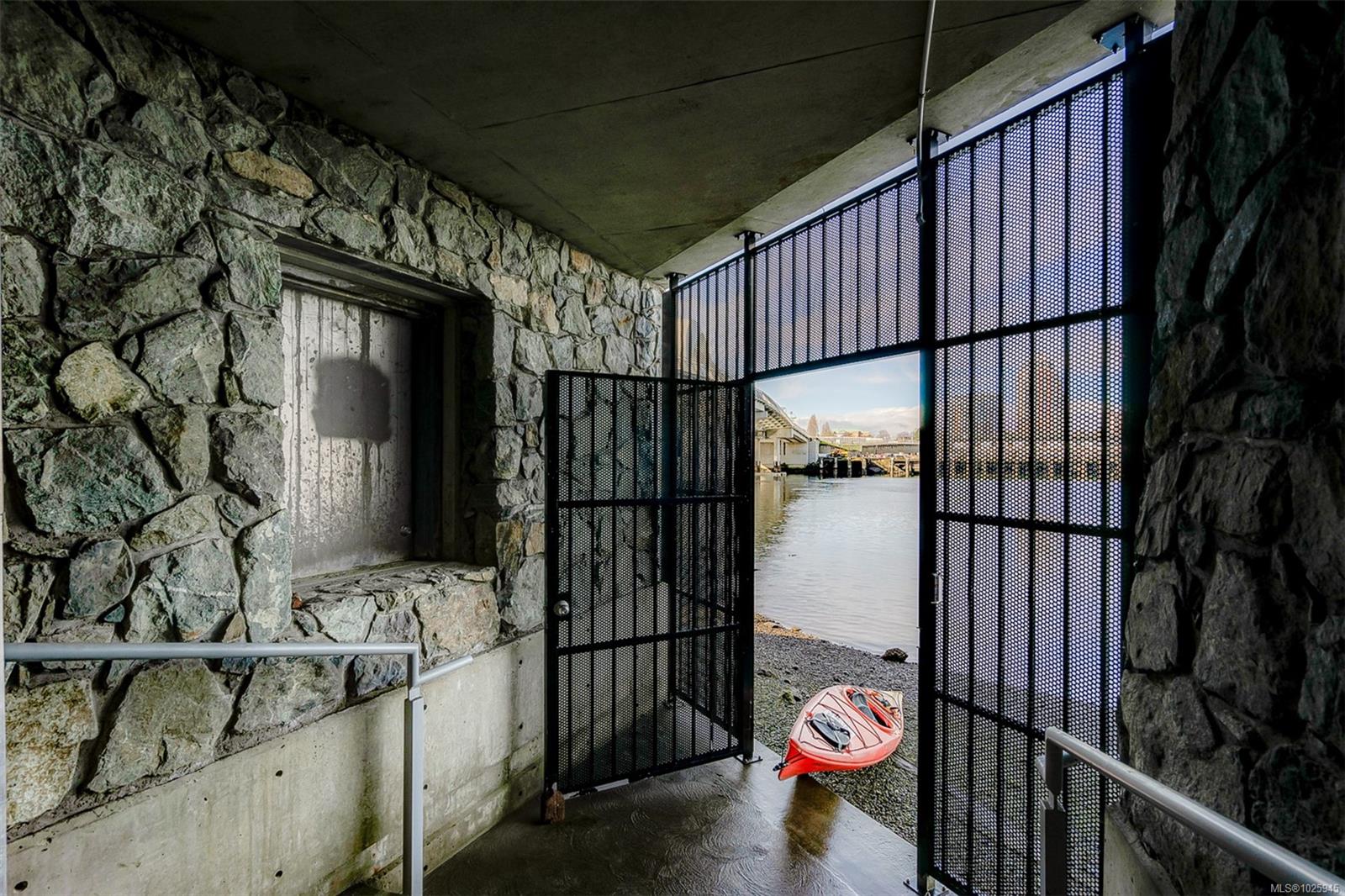 456 Pandora Ave # 403