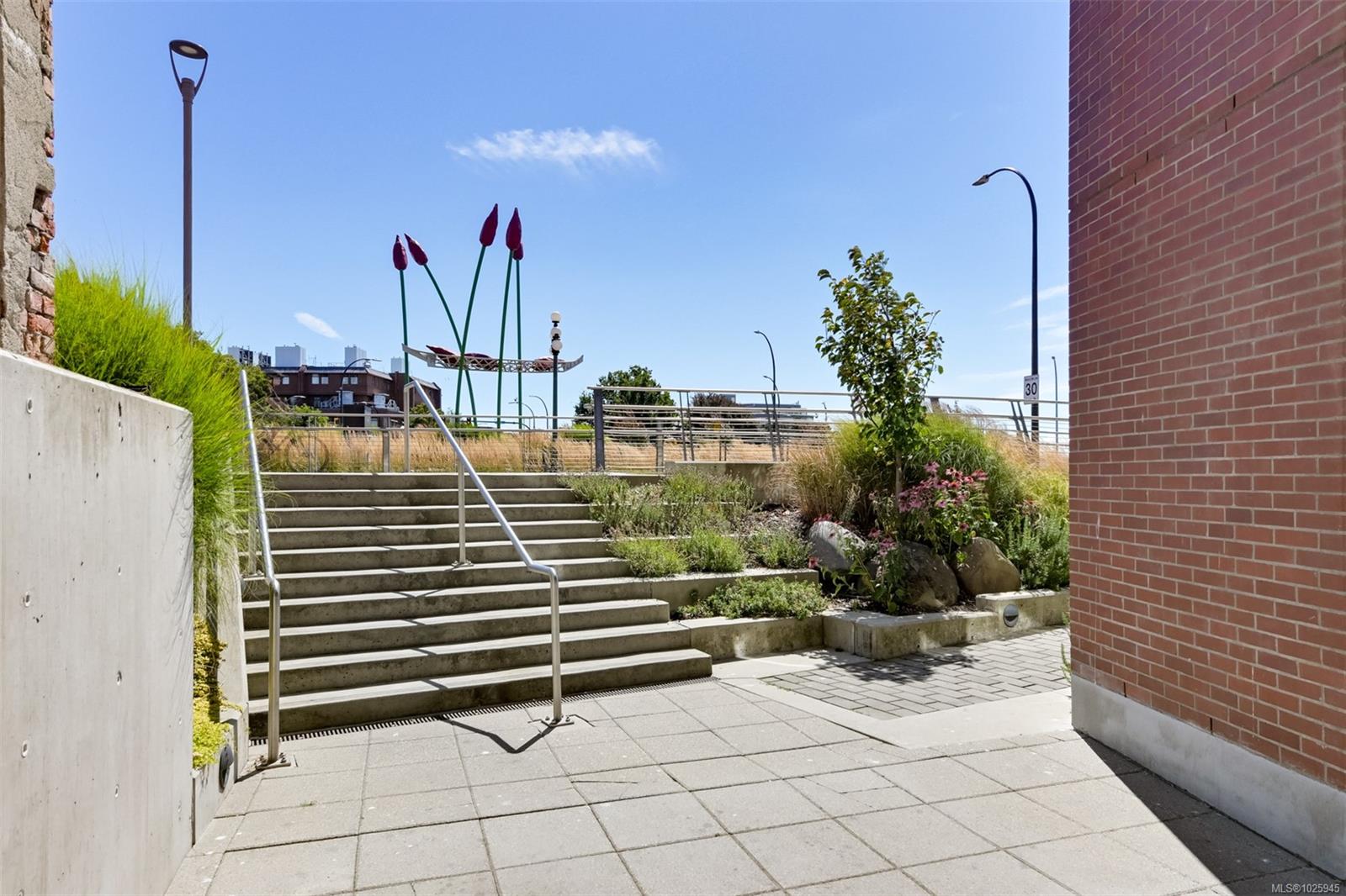 456 Pandora Ave # 403