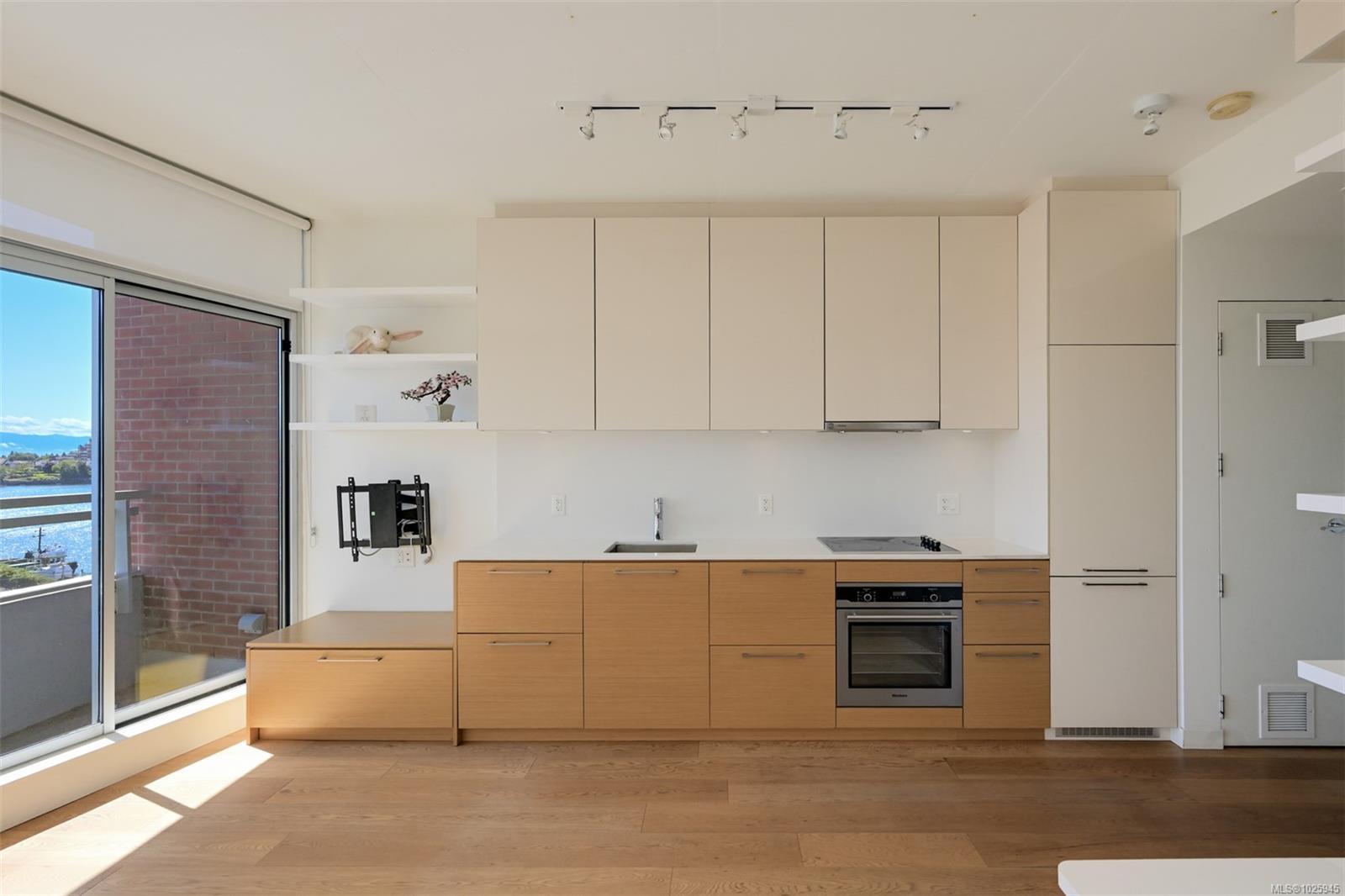 456 Pandora Ave # 403