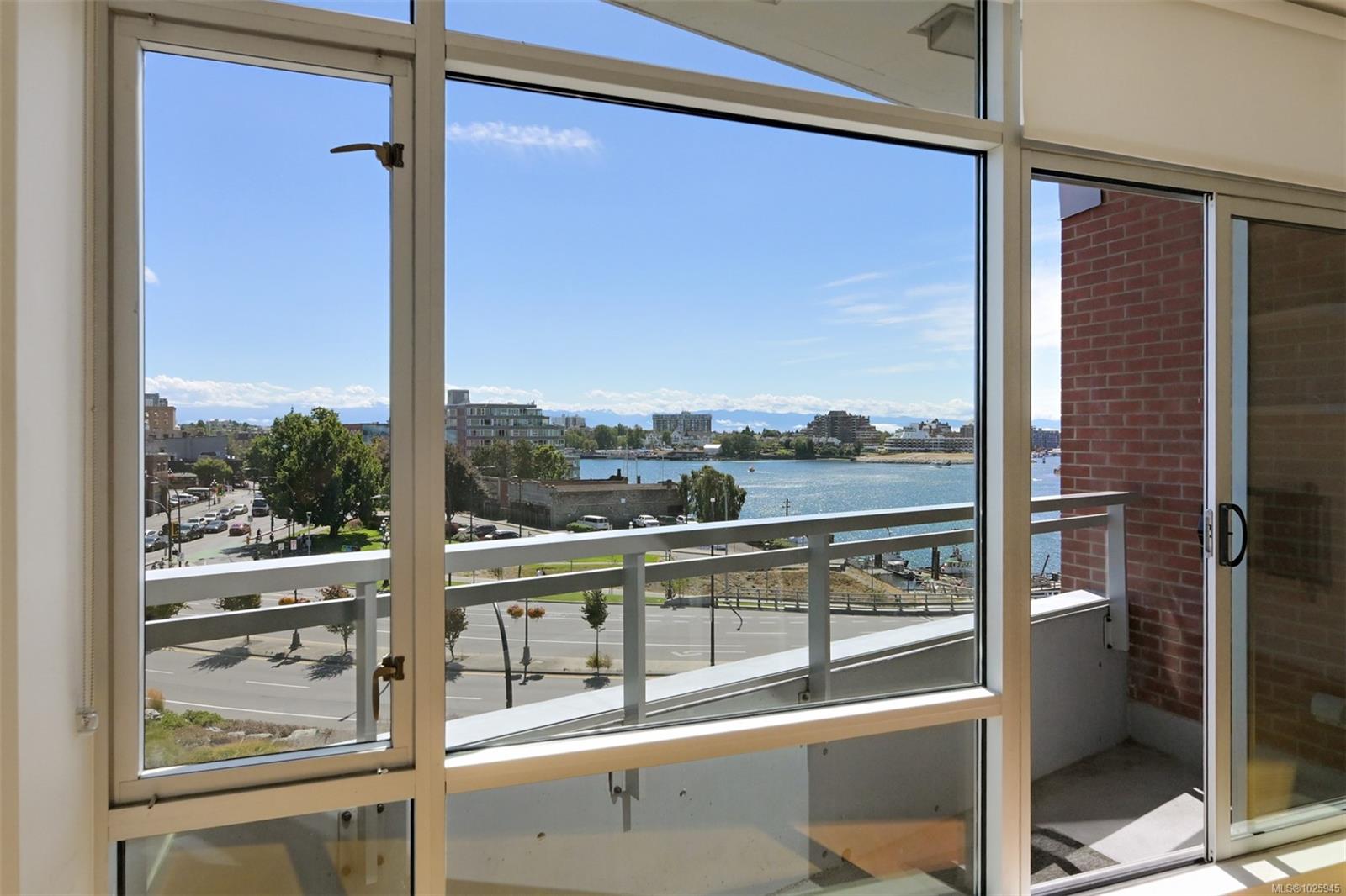 456 Pandora Ave # 403