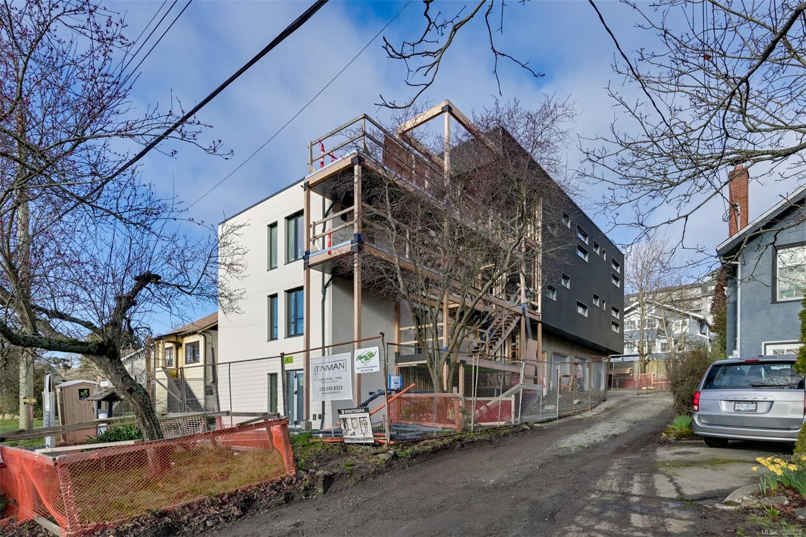 958 Wollaston St # 3