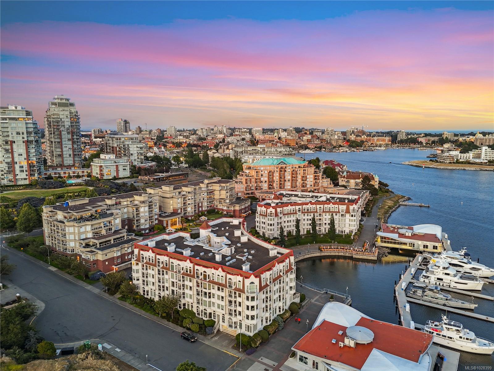 11 Cooperage Pl #104