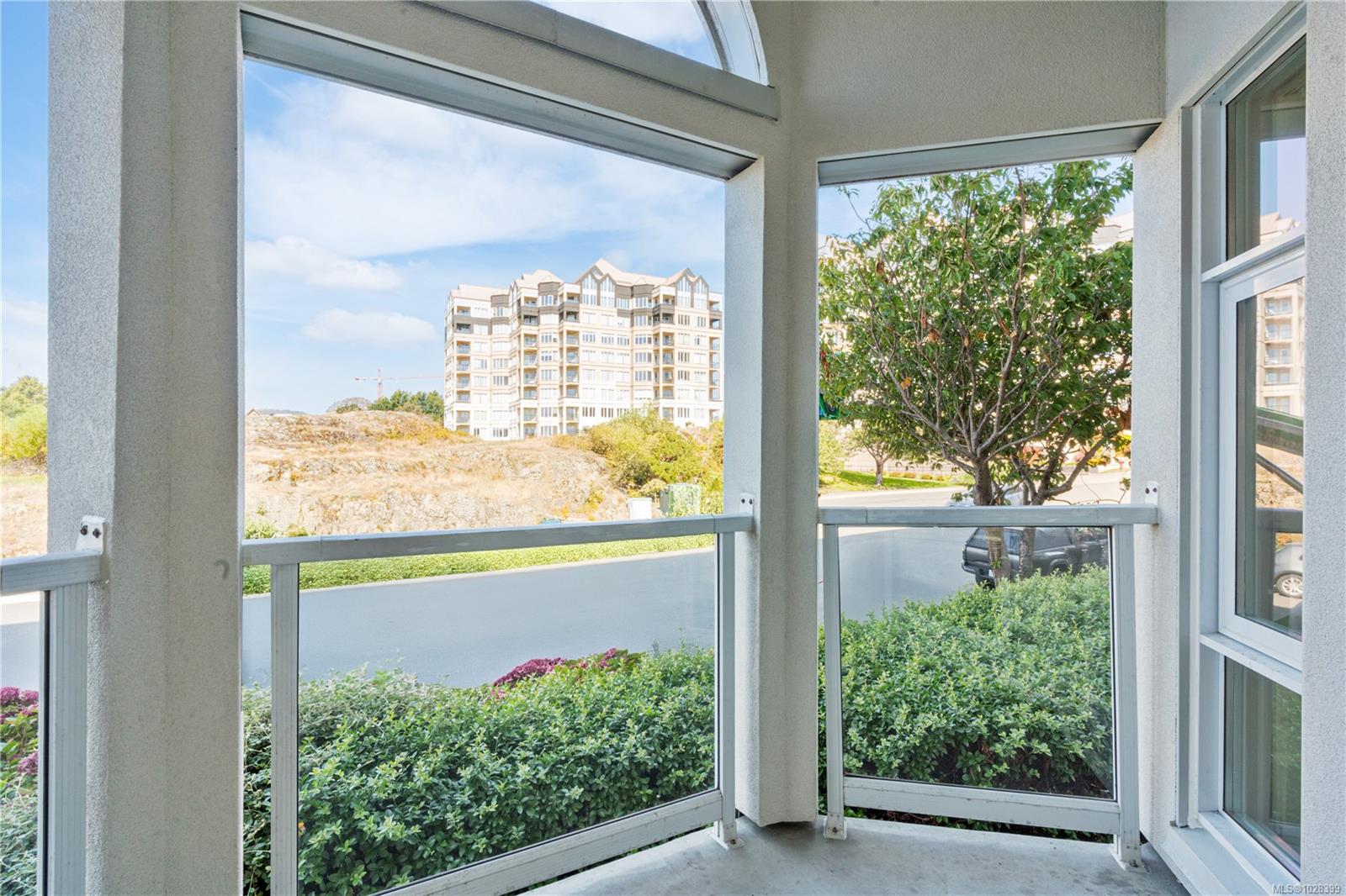 11 Cooperage Pl #104