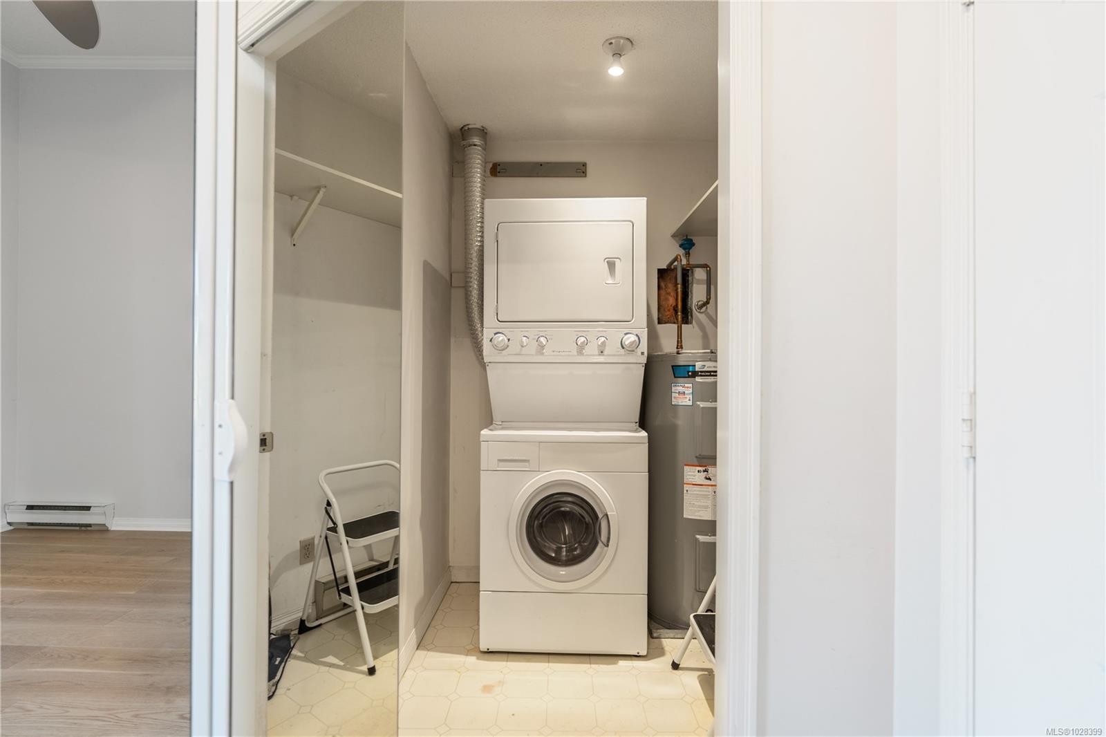 11 Cooperage Pl #104