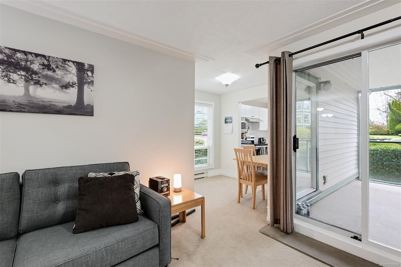 894 Vernon Ave # 208