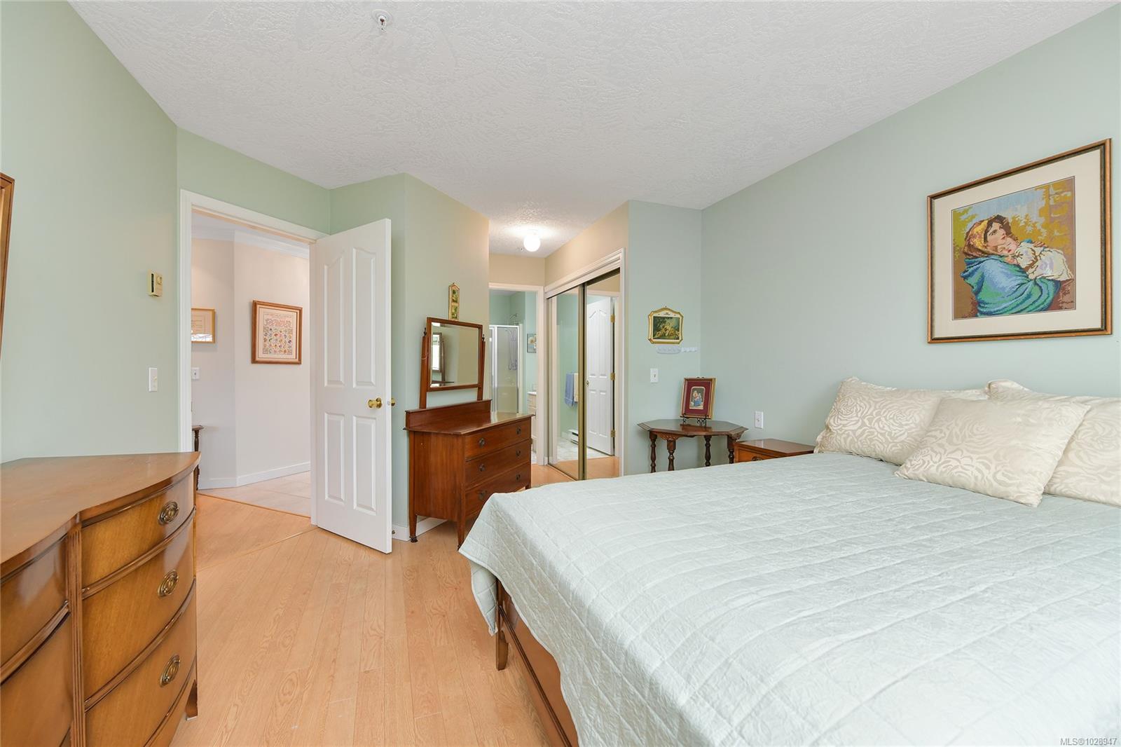 1715 Richmond Ave # 406