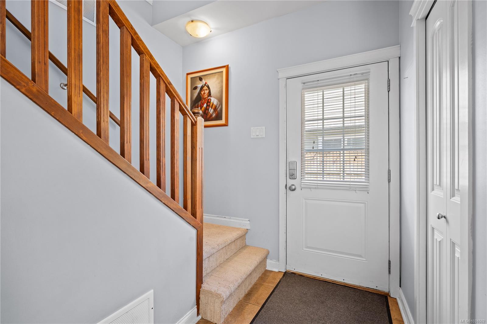 2798 Lakeshore Pl