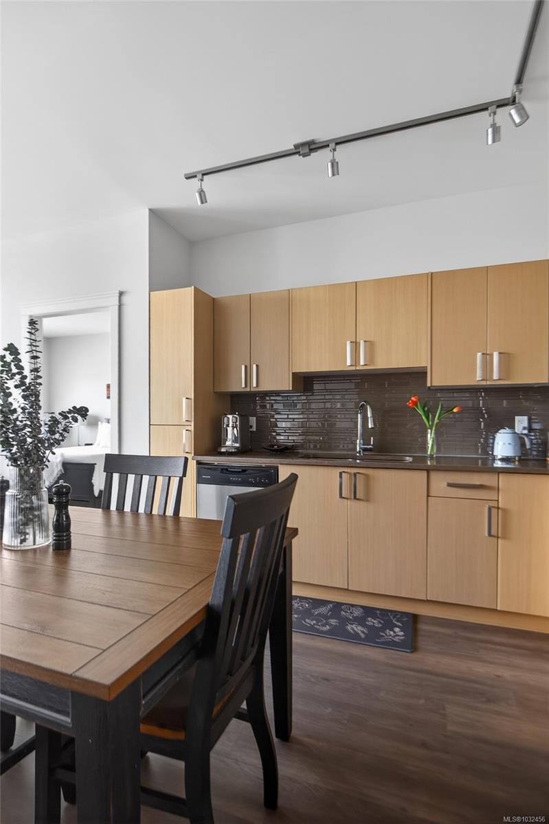 1900 Watkiss Way # 410