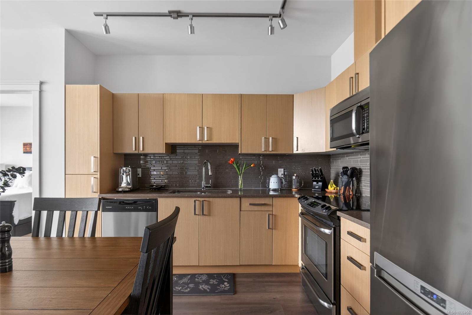 1900 Watkiss Way # 410