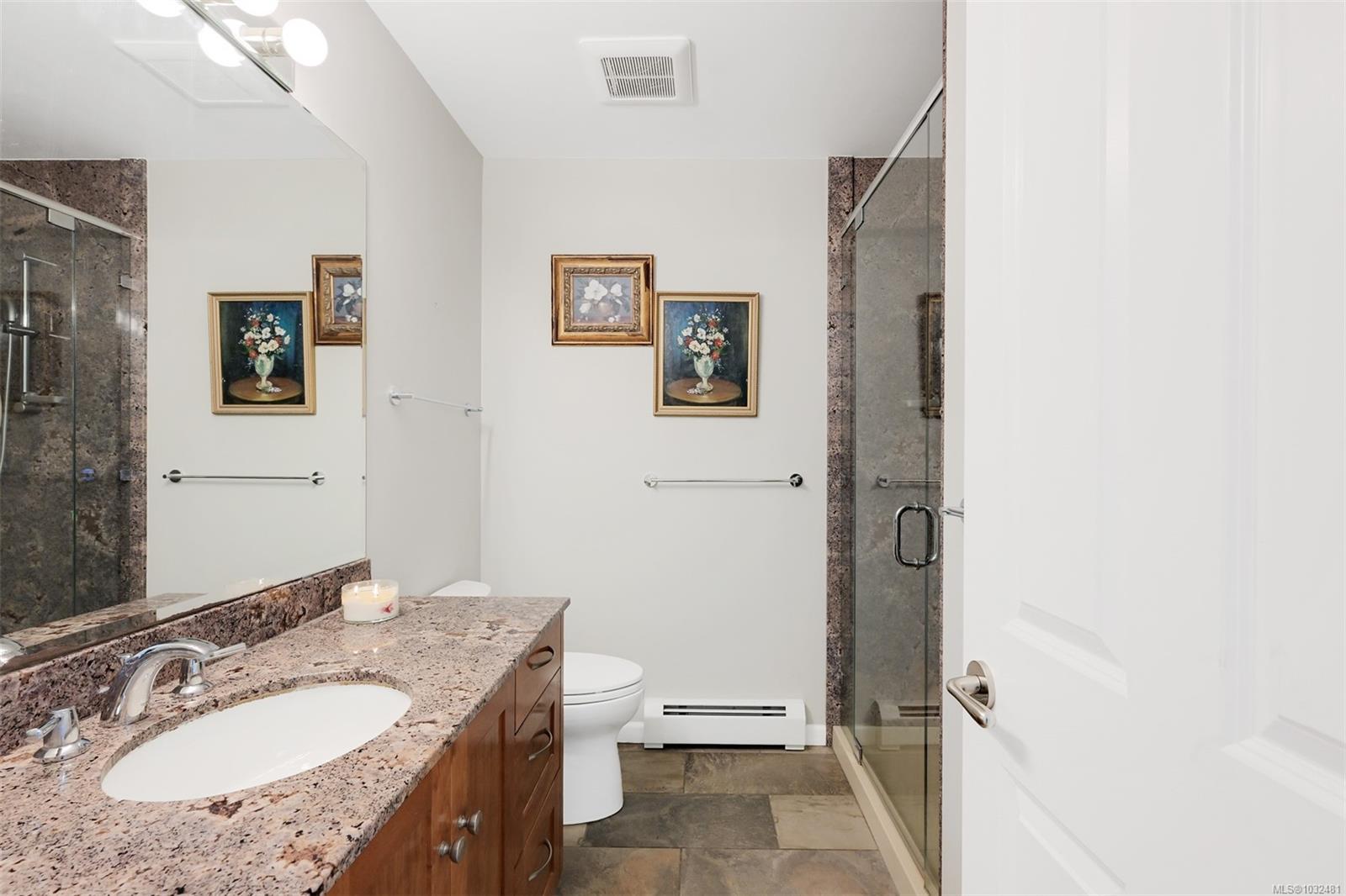 2770 Arbutus Rd