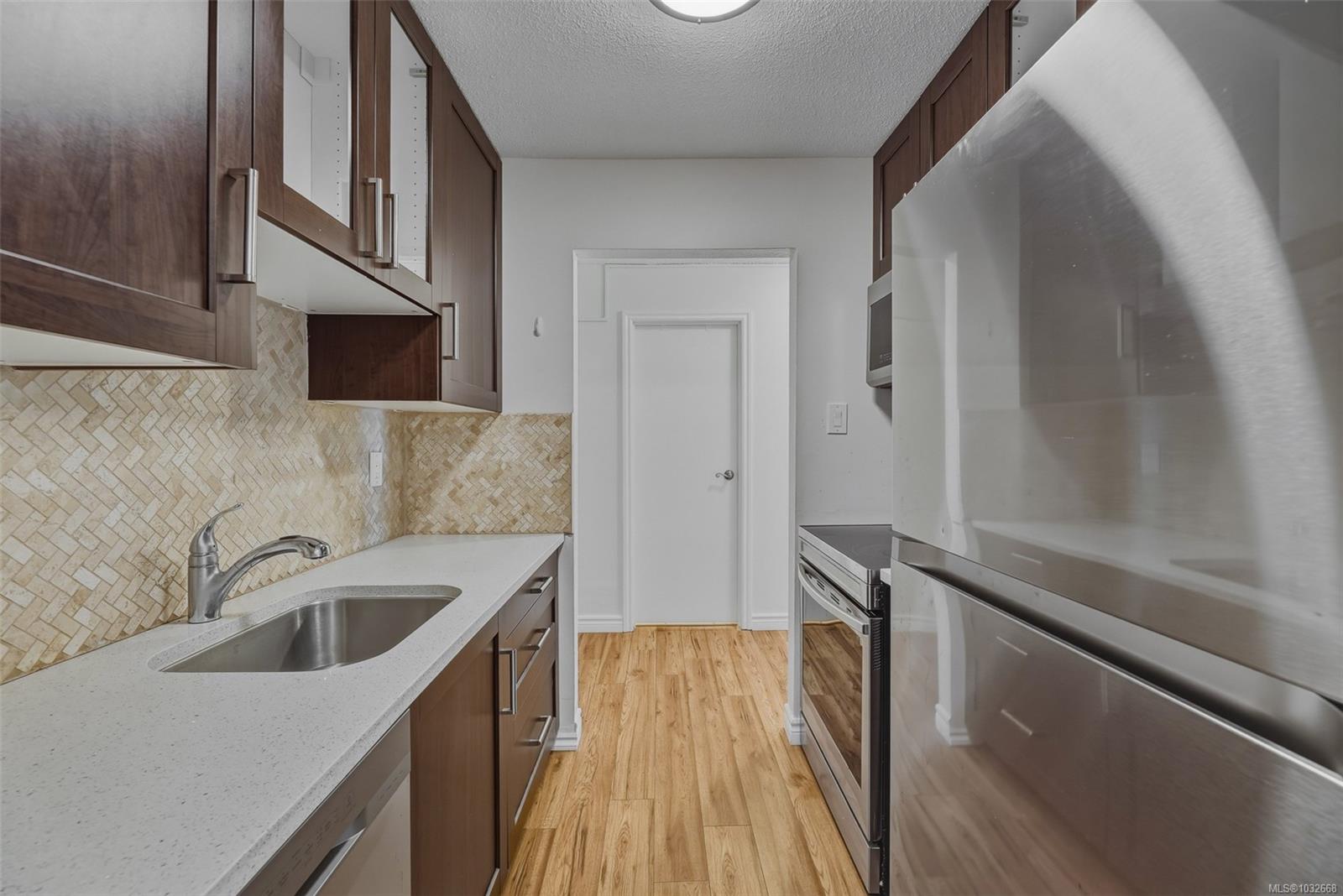 1025 Inverness Rd #123