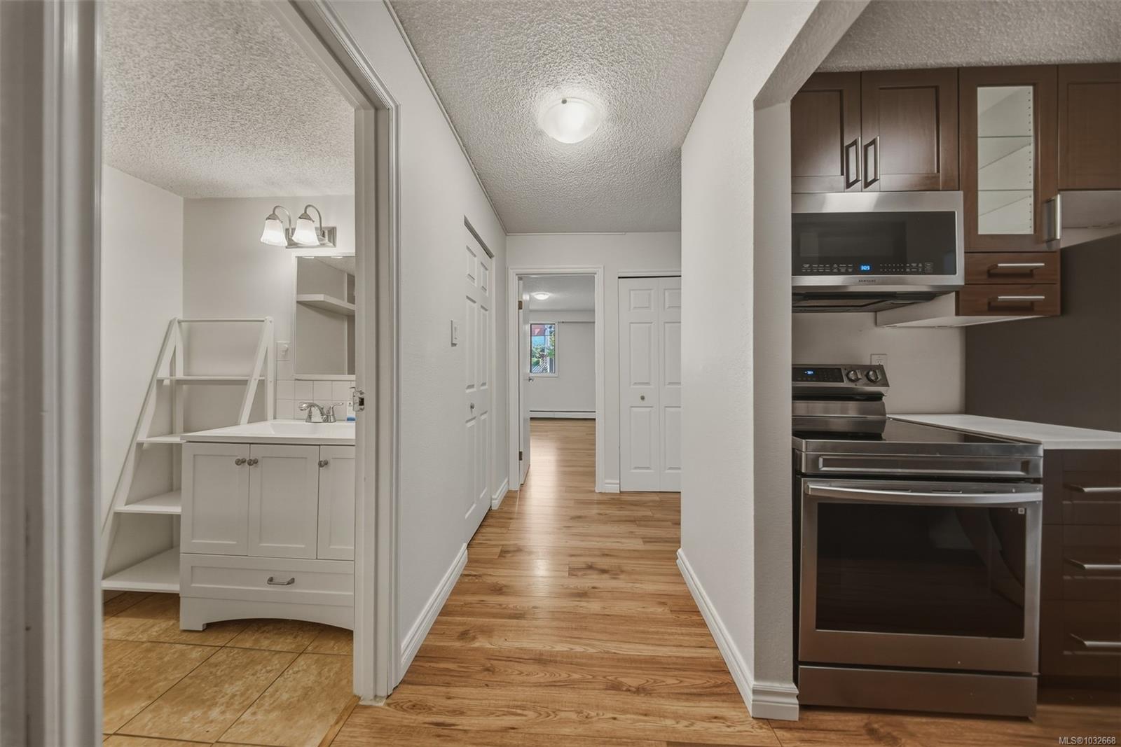 1025 Inverness Rd #123