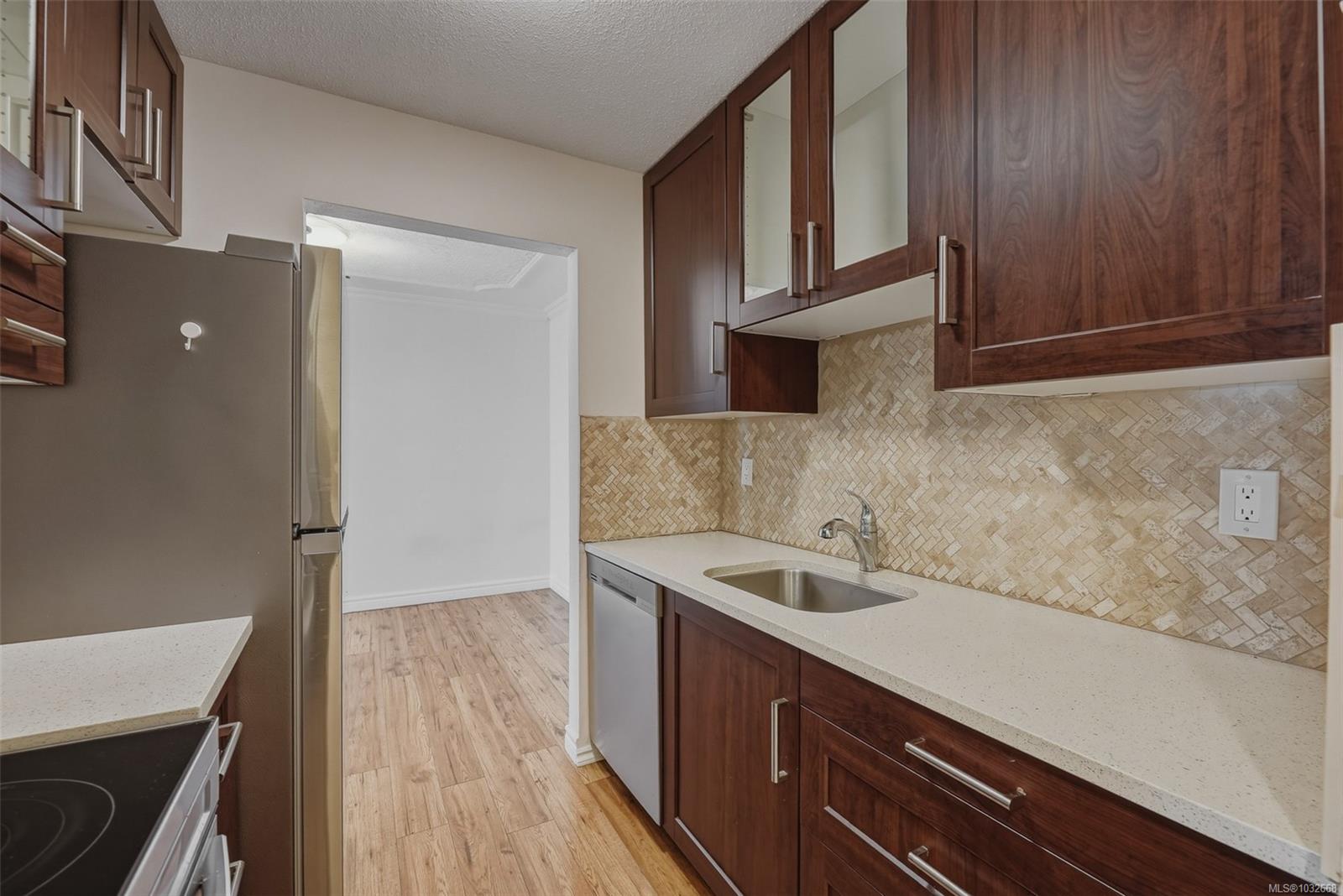 1025 Inverness Rd #123