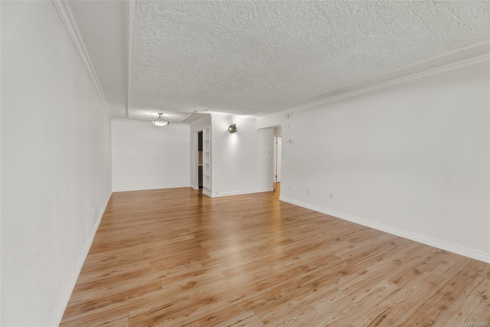 1025 Inverness Rd #123