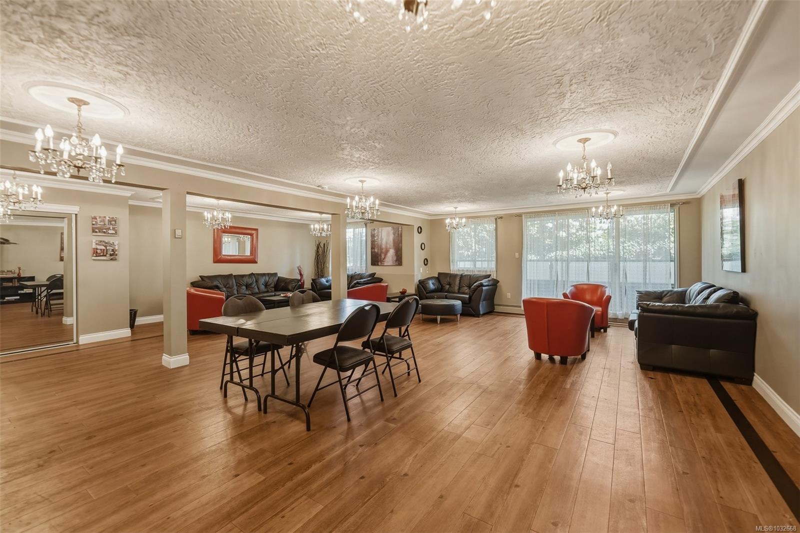 1025 Inverness Rd #123