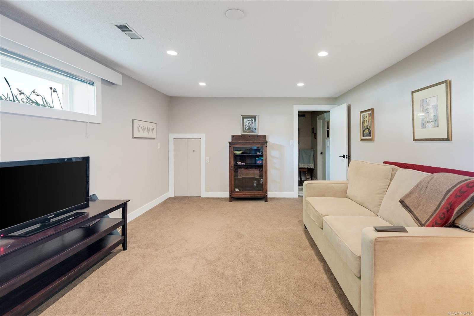 6635 Buena Vista Rd