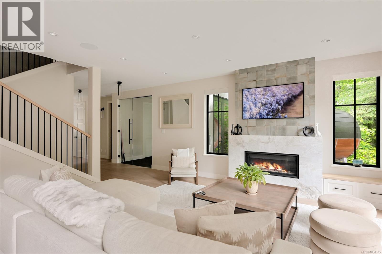 5157 Del Monte Ave