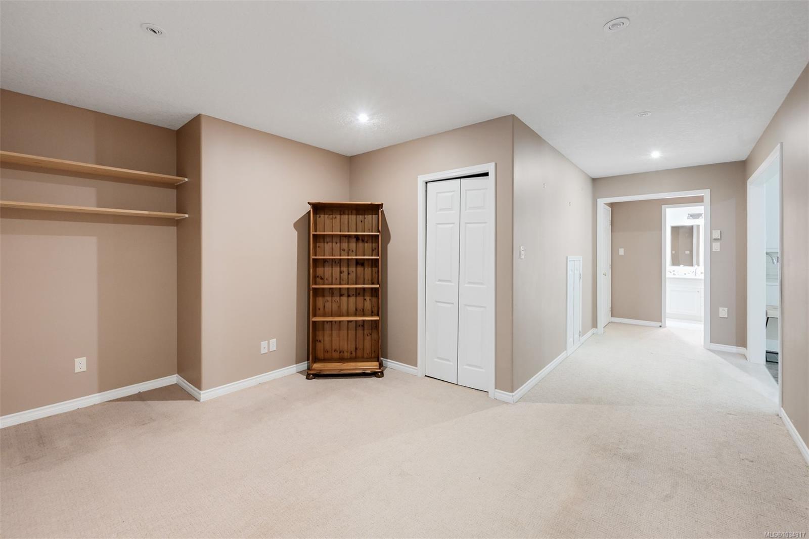 1170 Woodley Ghyll Dr