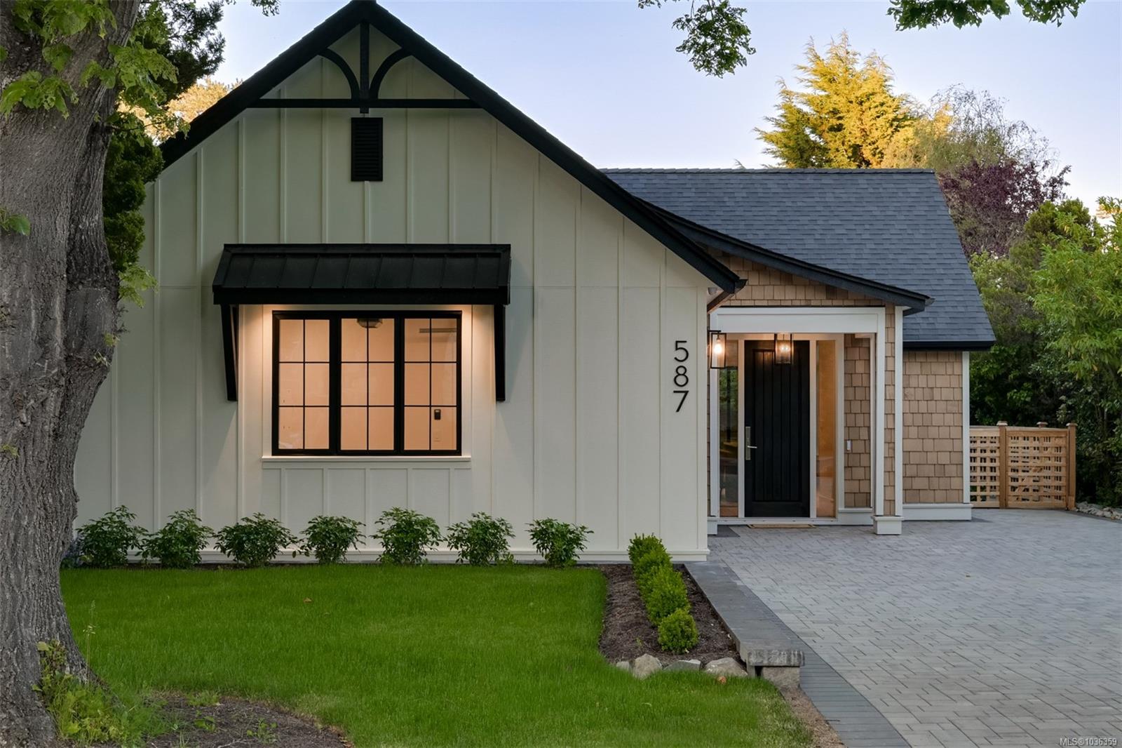 587 Oliver St