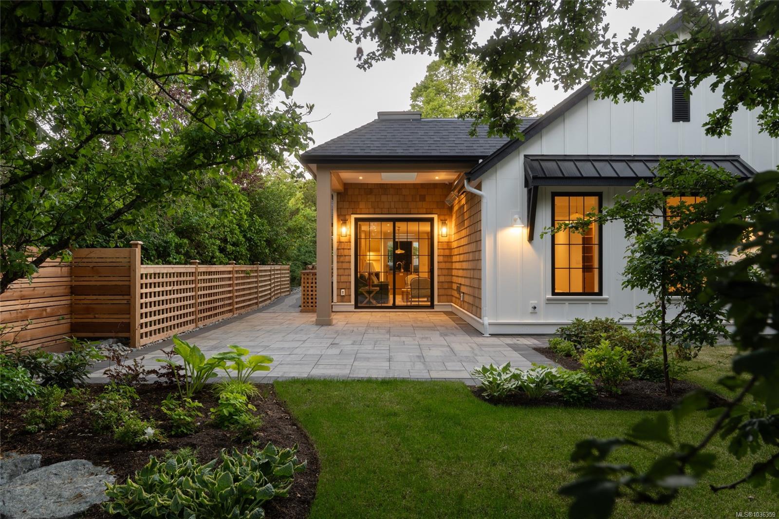 587 Oliver St