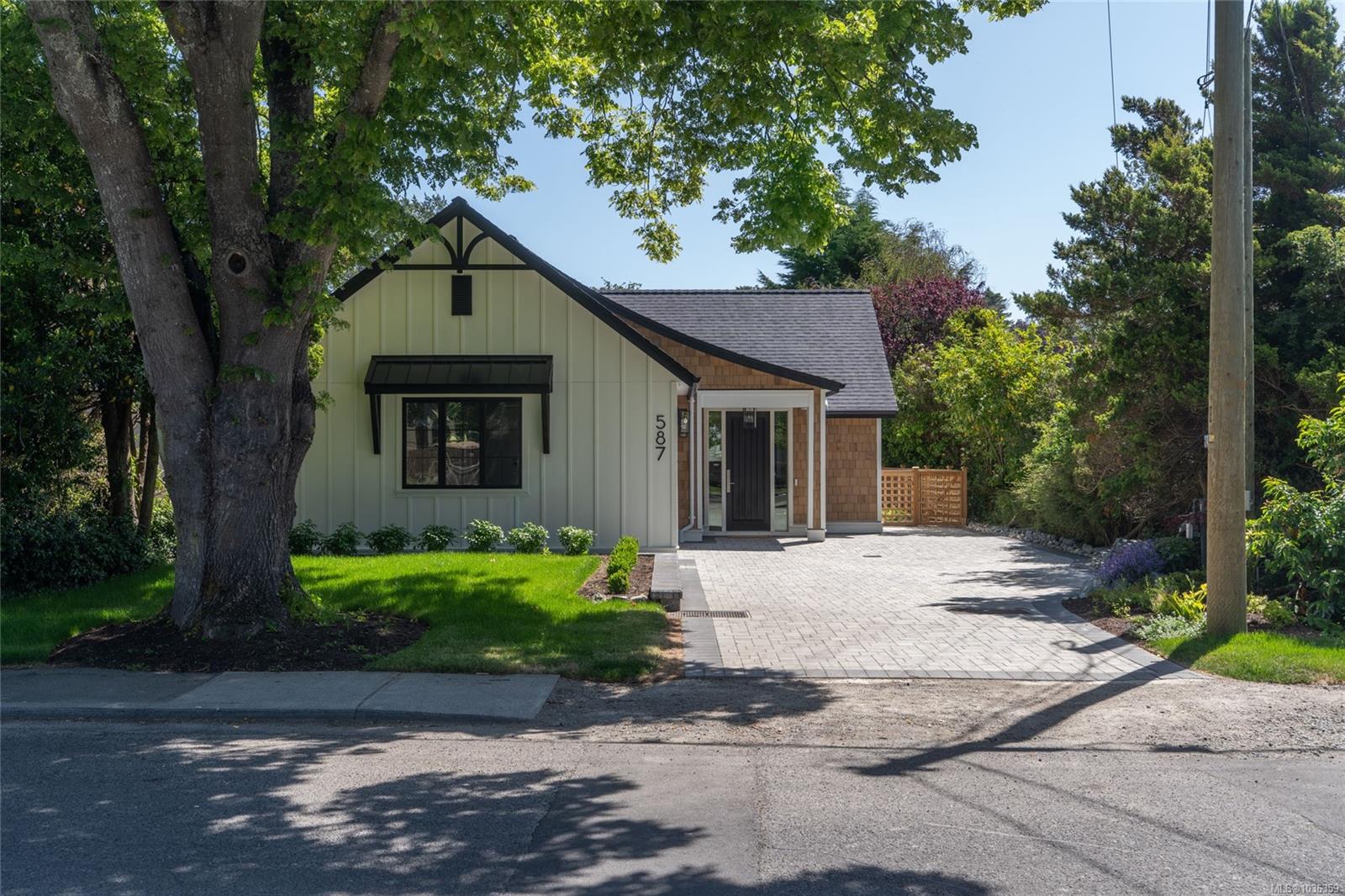 587 Oliver St