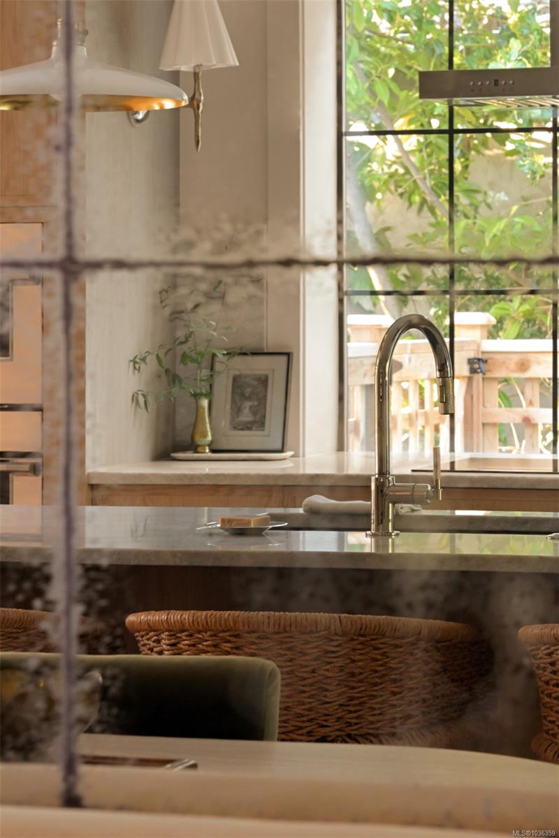 587 Oliver St