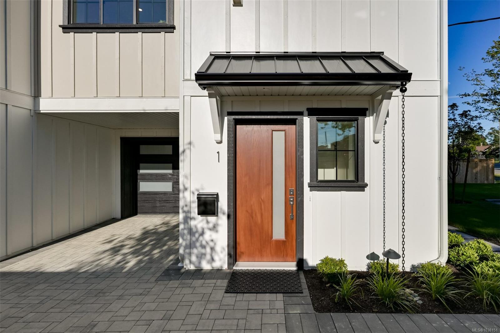 1-2268 Bowker Ave Unit: #1